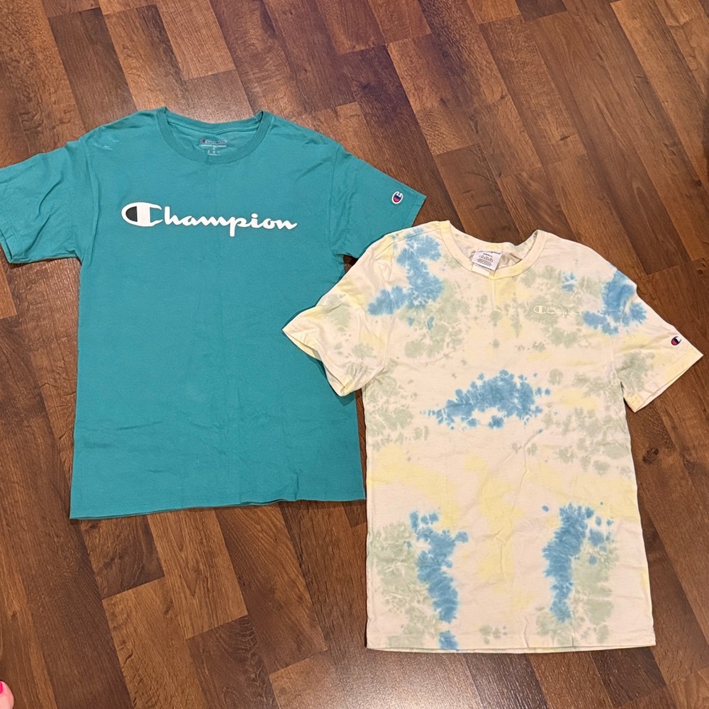 Mens Champion t shirts sz SM